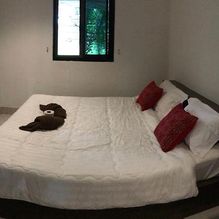 Lanta School Beach Resort Ko Lanta Esterno foto