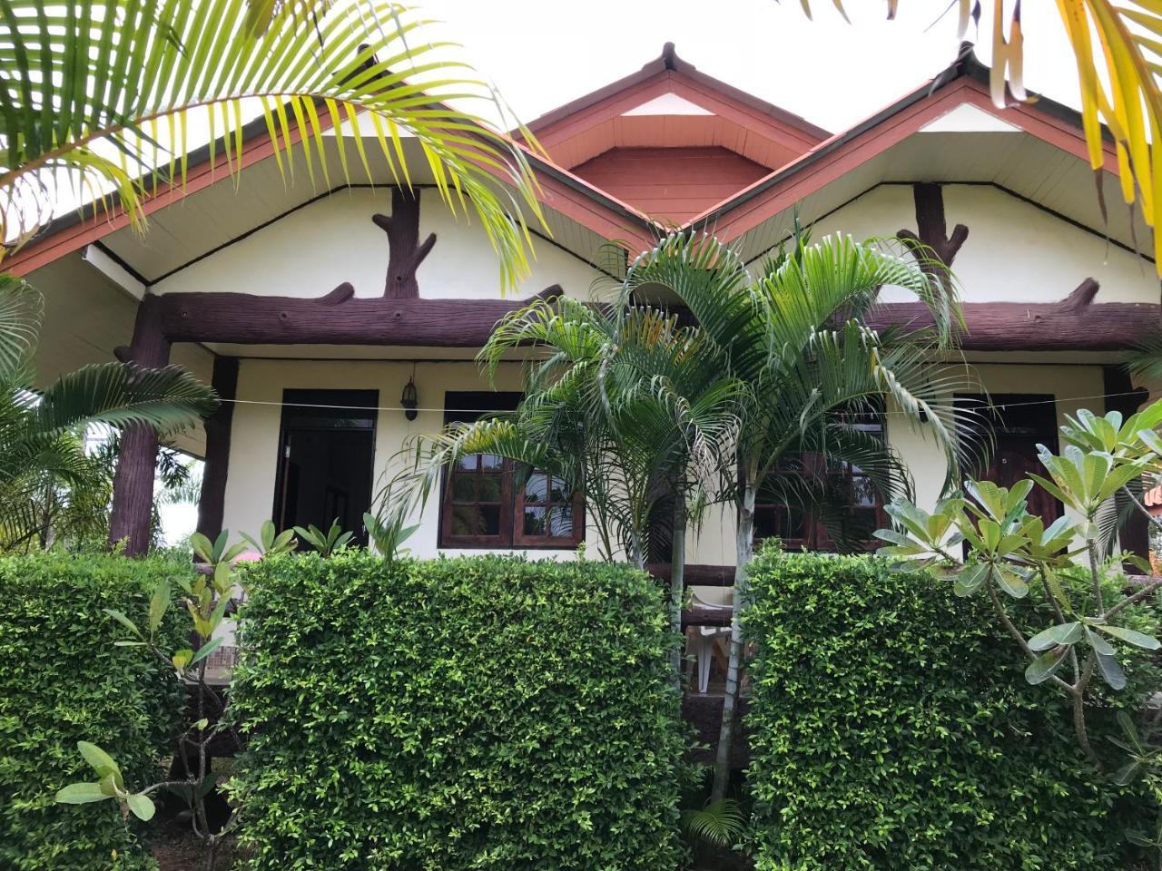 Lanta School Beach Resort Ko Lanta Esterno foto