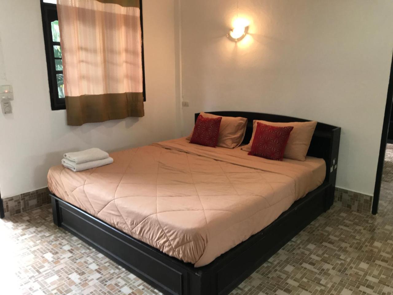 Lanta School Beach Resort Ko Lanta Esterno foto