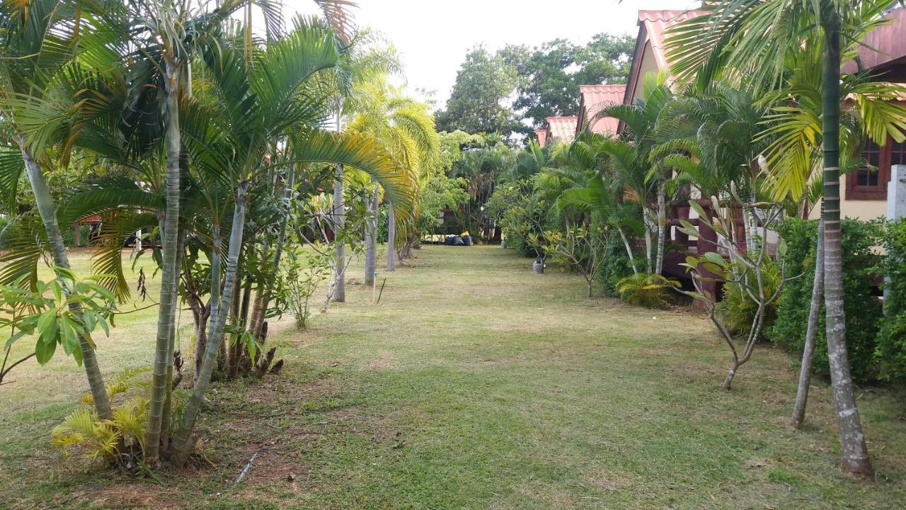 Lanta School Beach Resort Ko Lanta Esterno foto