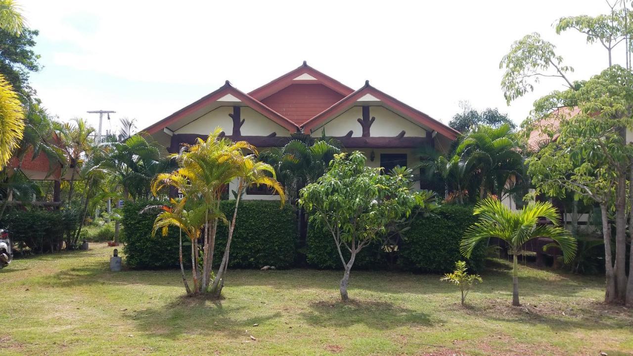 Lanta School Beach Resort Ko Lanta Esterno foto