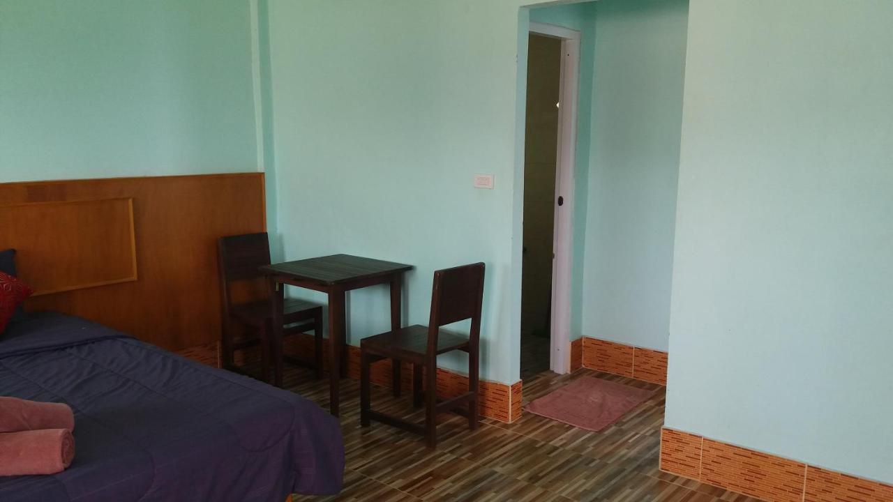 Lanta School Beach Resort Ko Lanta Esterno foto