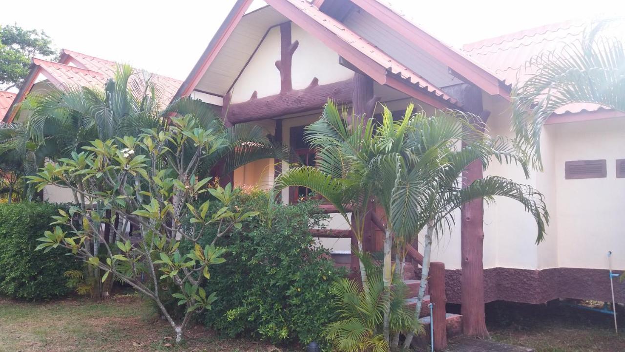 Lanta School Beach Resort Ko Lanta Esterno foto