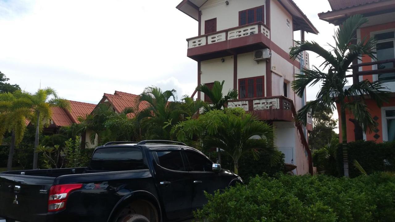 Lanta School Beach Resort Ko Lanta Esterno foto