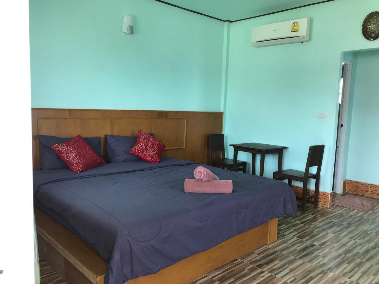 Lanta School Beach Resort Ko Lanta Esterno foto