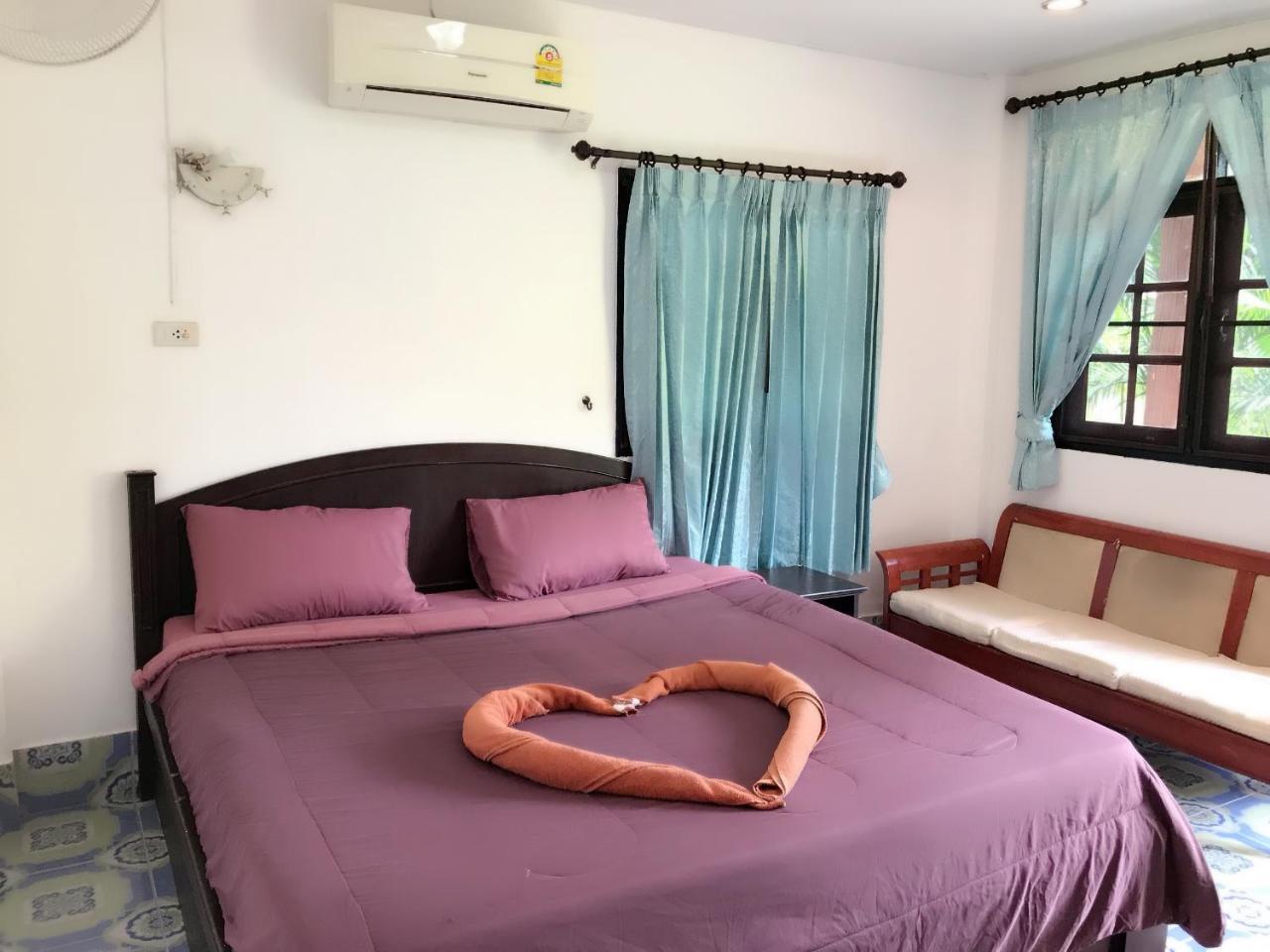 Lanta School Beach Resort Ko Lanta Esterno foto