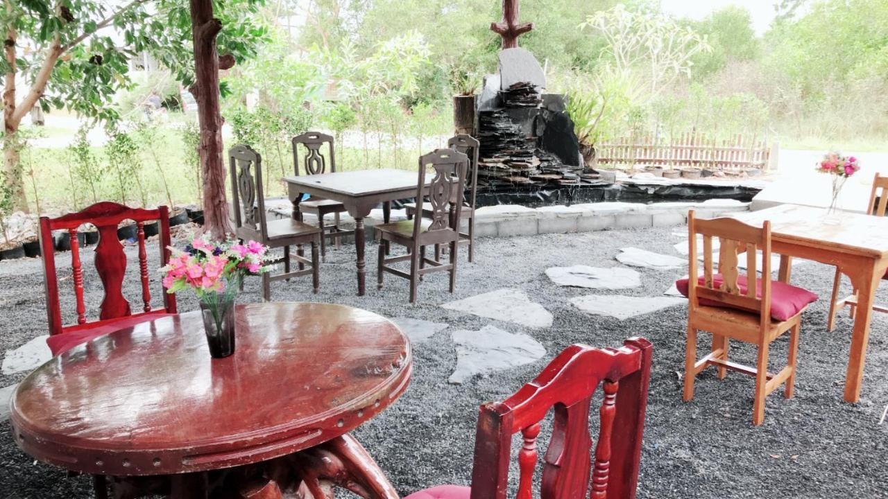 Lanta School Beach Resort Ko Lanta Esterno foto