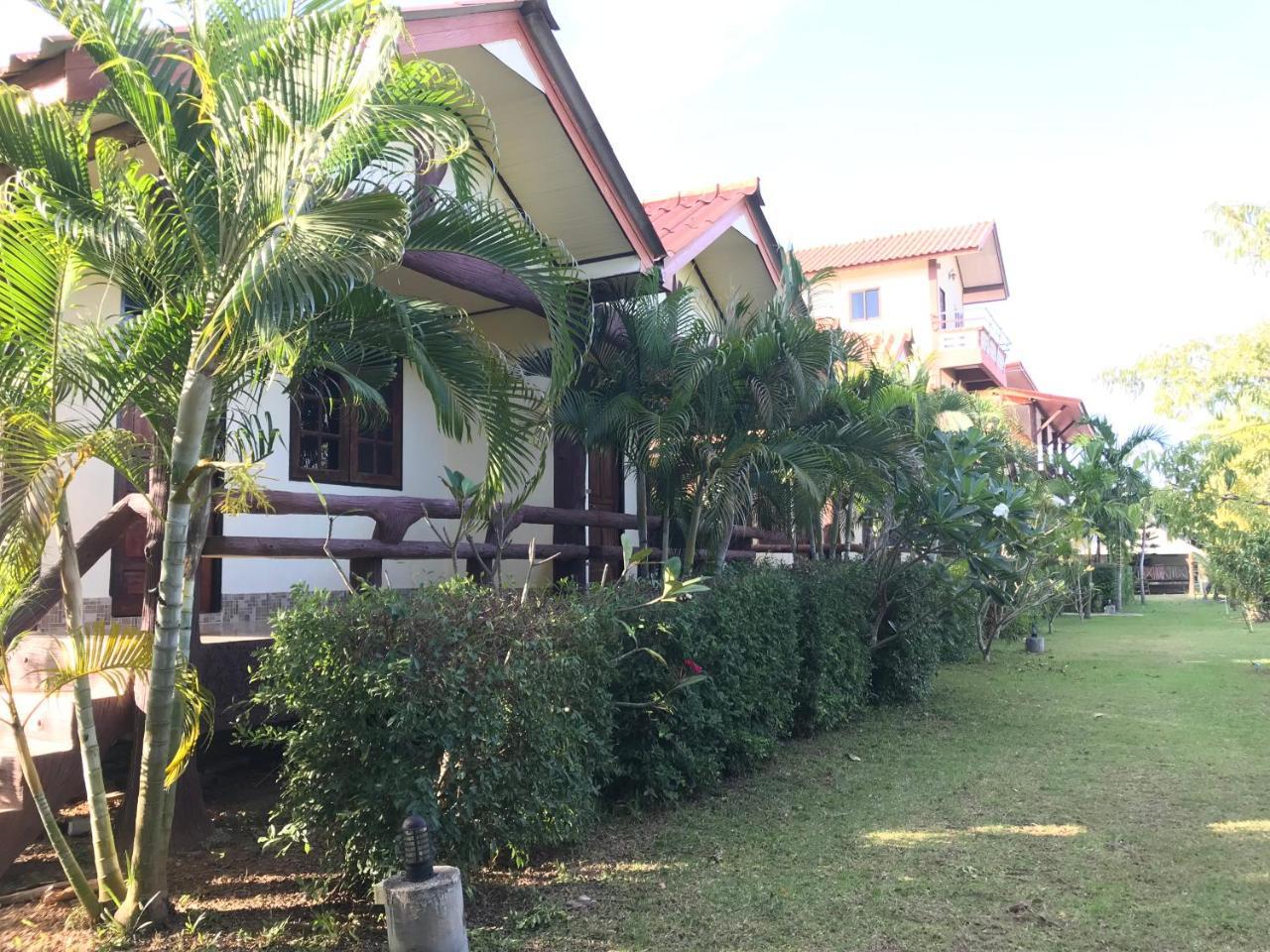 Lanta School Beach Resort Ko Lanta Esterno foto