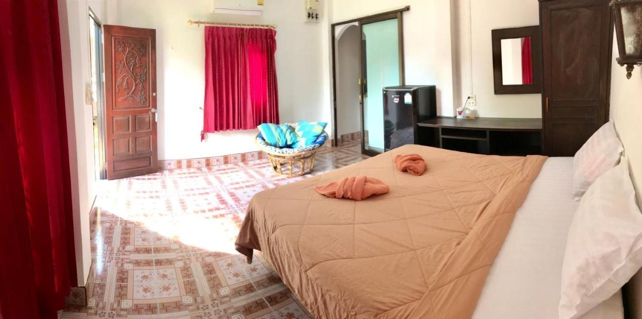 Lanta School Beach Resort Ko Lanta Esterno foto